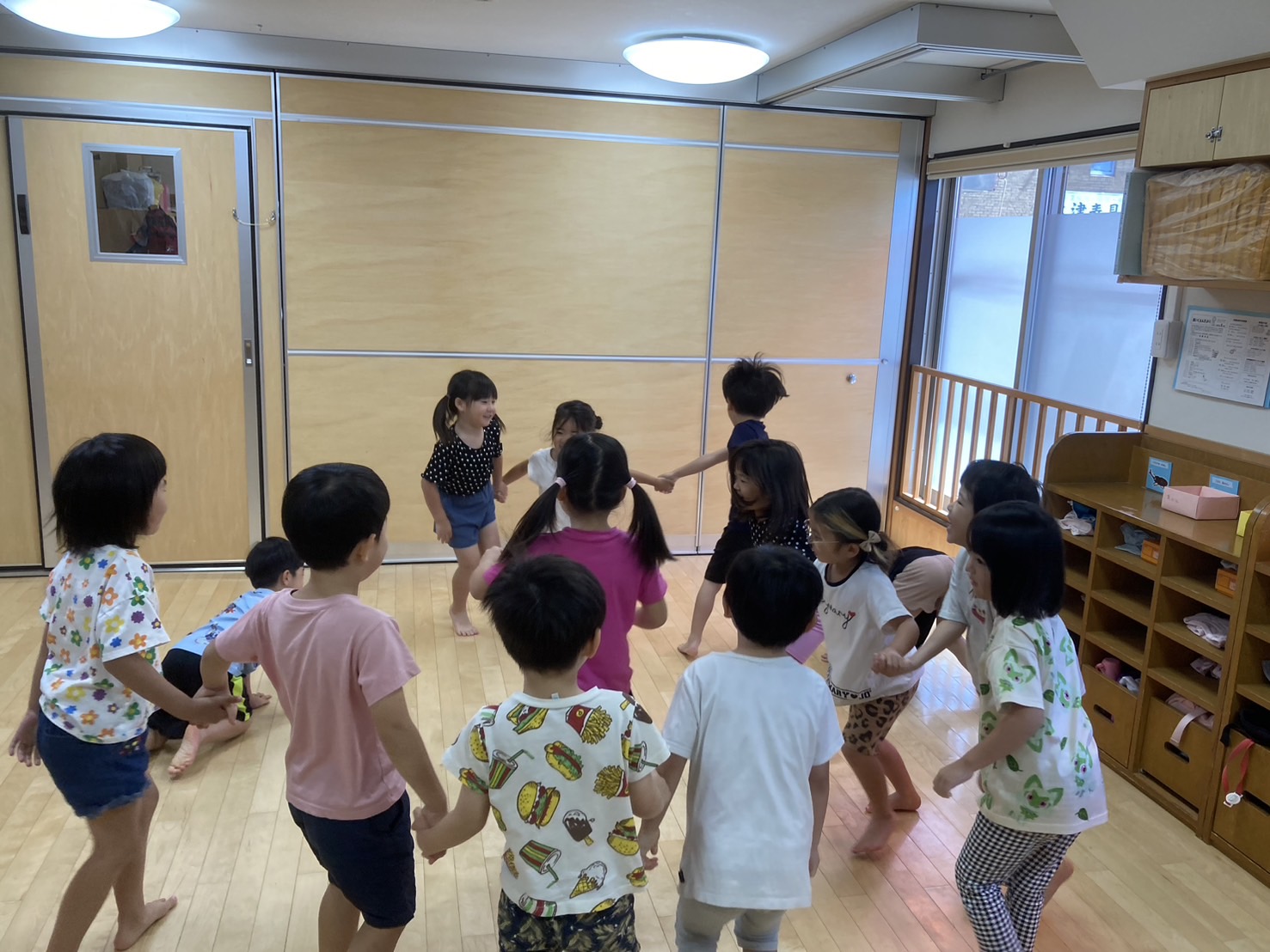 身振り遊び