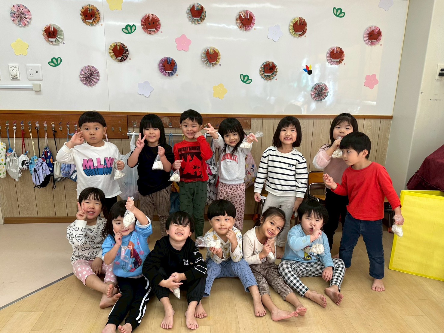 お正月・凧あげ・おもちつき