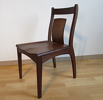 FARBE　ファルベ　食卓椅子　チェア　無垢材　インテリア　栃木県家具　東京デザインセンター