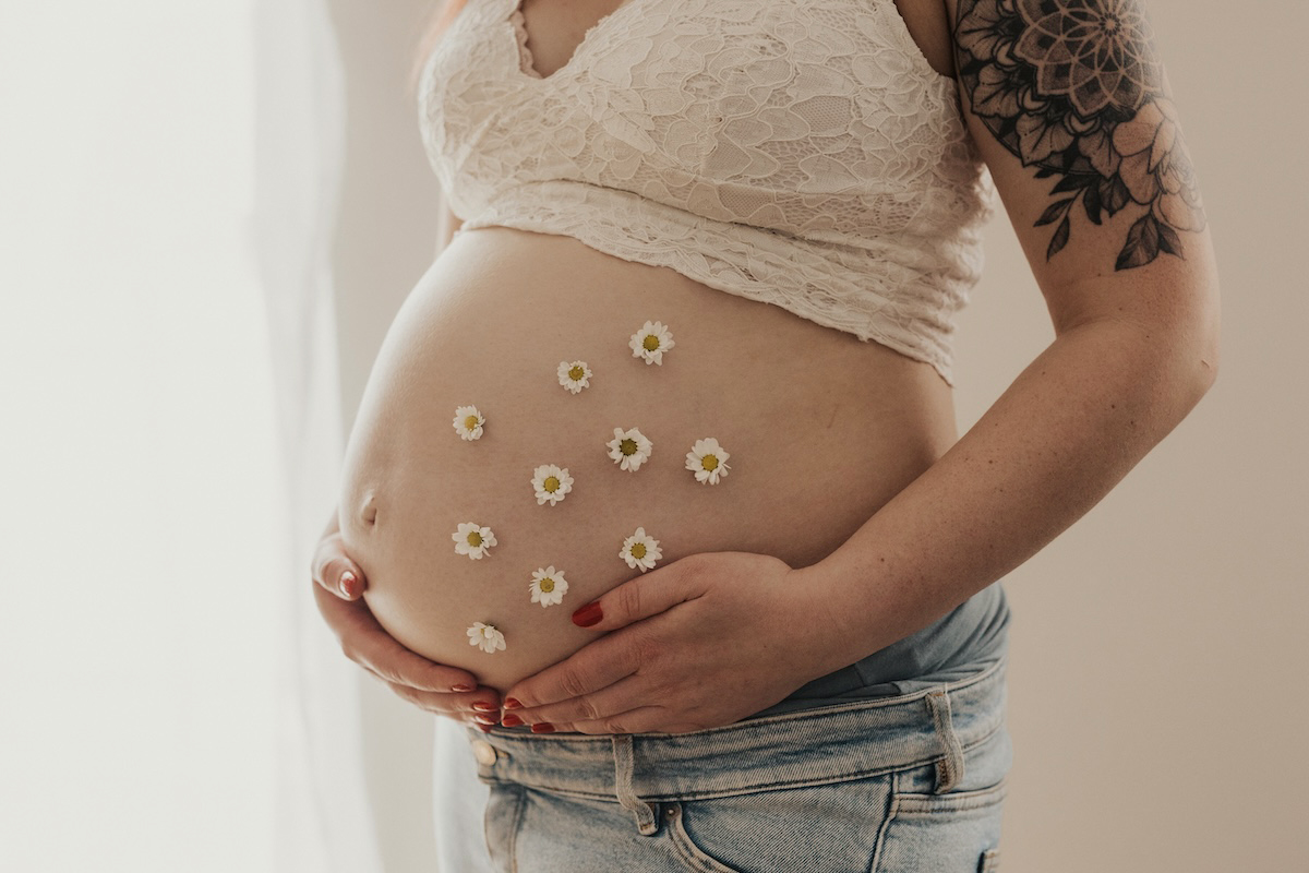Emotional und persönlich: Diese Accessoires machen euer Babybauch Shooting zu etwas ganz Besonderem