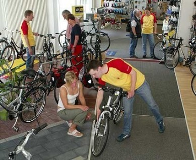 Rad Tour Fahrradgeschaft Lotsenviertel De