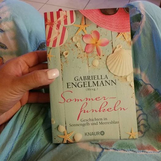 **Rezension** Sommerfunkeln - Geschichten in Sonnengelb und Meeresblau