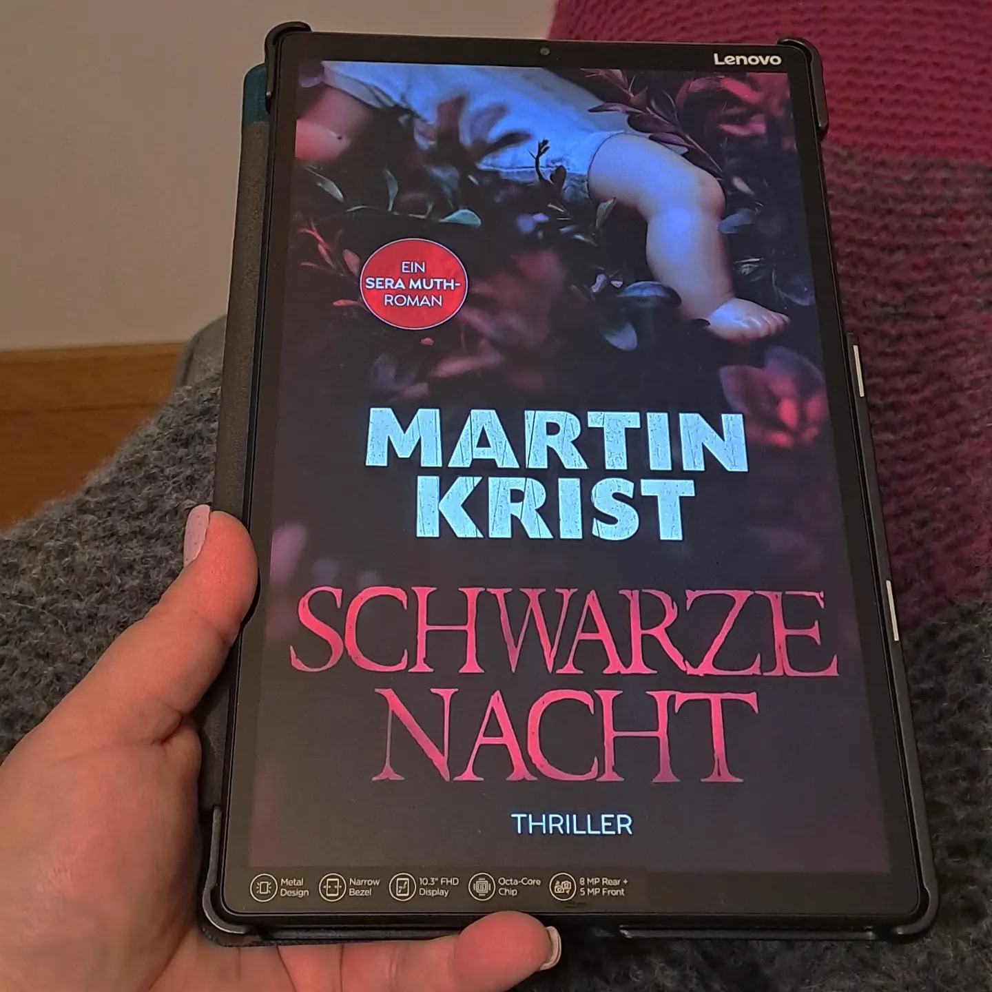 Taffe Ermittlerin - Rezension zu "Schwarze Nacht"