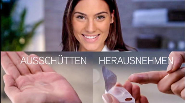 Frau mit Kontaktlinsen