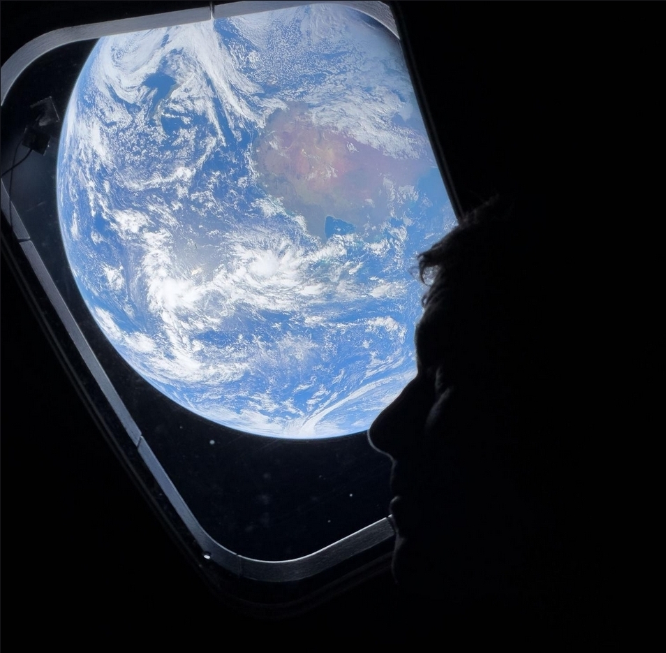Foto: NASA. Blick auf die Erde. Artemis 2 Mission