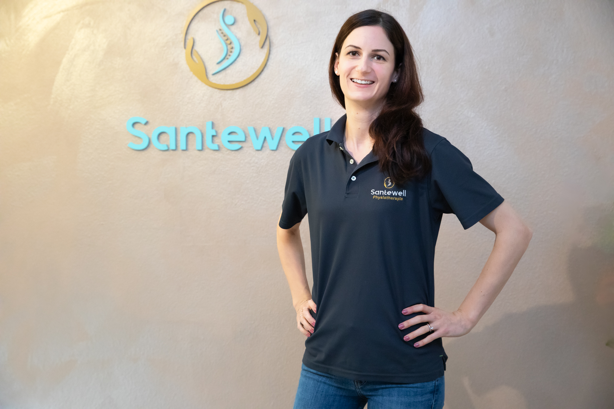 Laura Gasser, Physiotherapeutin der Physiopraxis Santewell Spalen und Craniosacral Therapeutin 