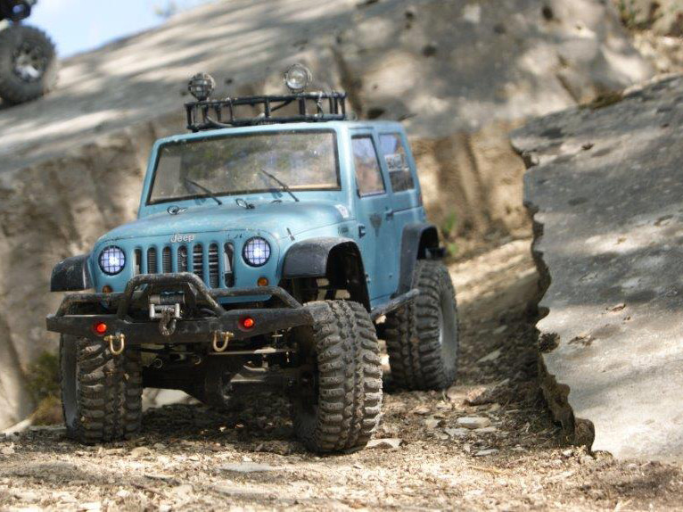 On the rocks  |  Martins Wrangler SCX10 