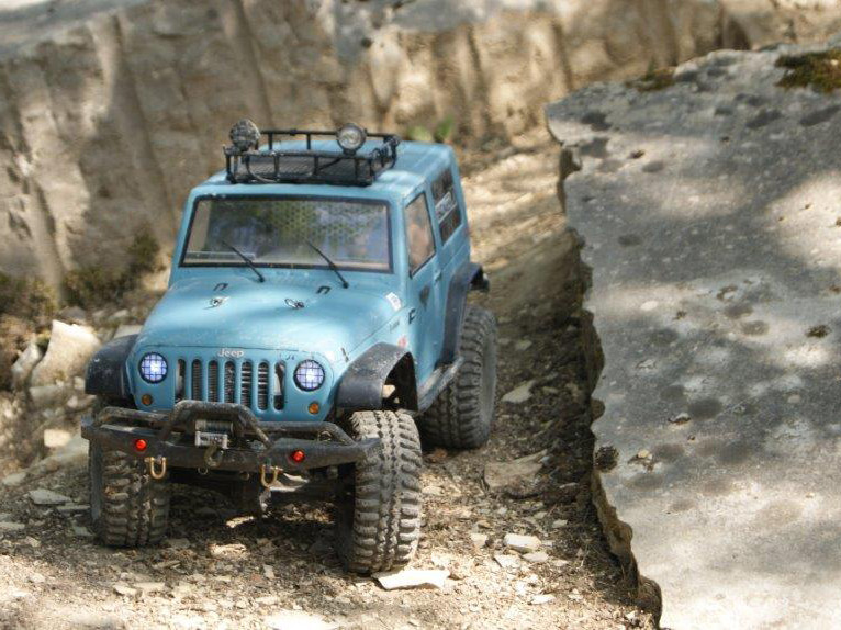 On the rocks  |  Martins Wrangler SCX10 