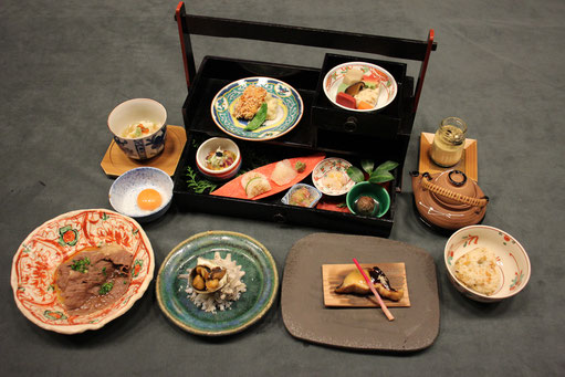 女将のブログ 夫婦の記念日のランチ ディナーのお食事に料亭の味を楽しめる みよし亭