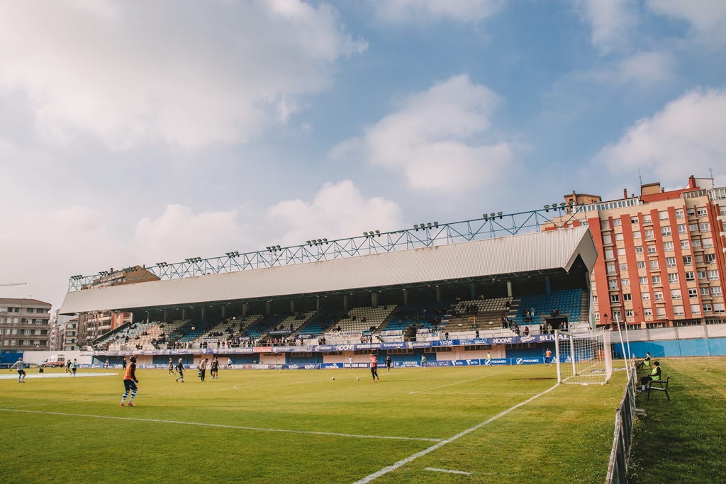 Groundhopping: Real Avilés Industrial CF vs. CP Cacereño