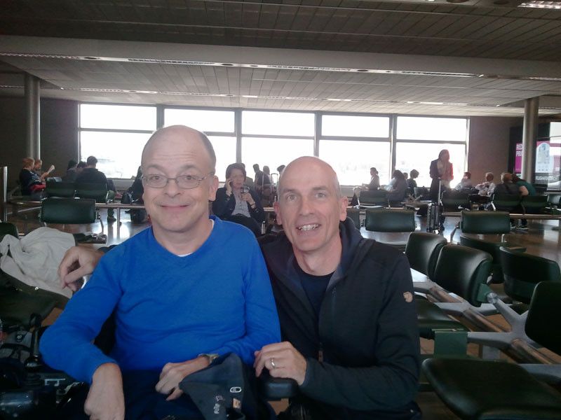 13.4.2015: Flughafen Zürich Kloten, Marc und Flavio