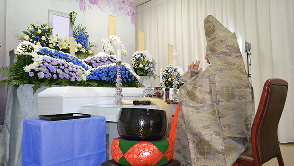 仏式花祭壇例2