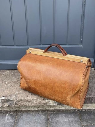 Recht auf Hebamme bei stiller Geburt