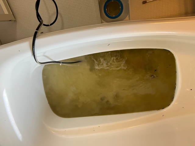 お風呂（浴室）追い炊き排水管洗浄