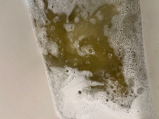お風呂に湯張りすると強烈な悪臭が！