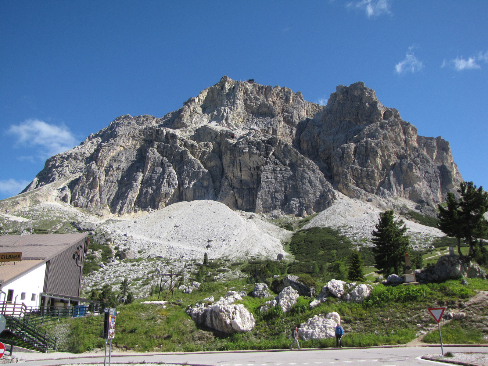 passo Falzarego