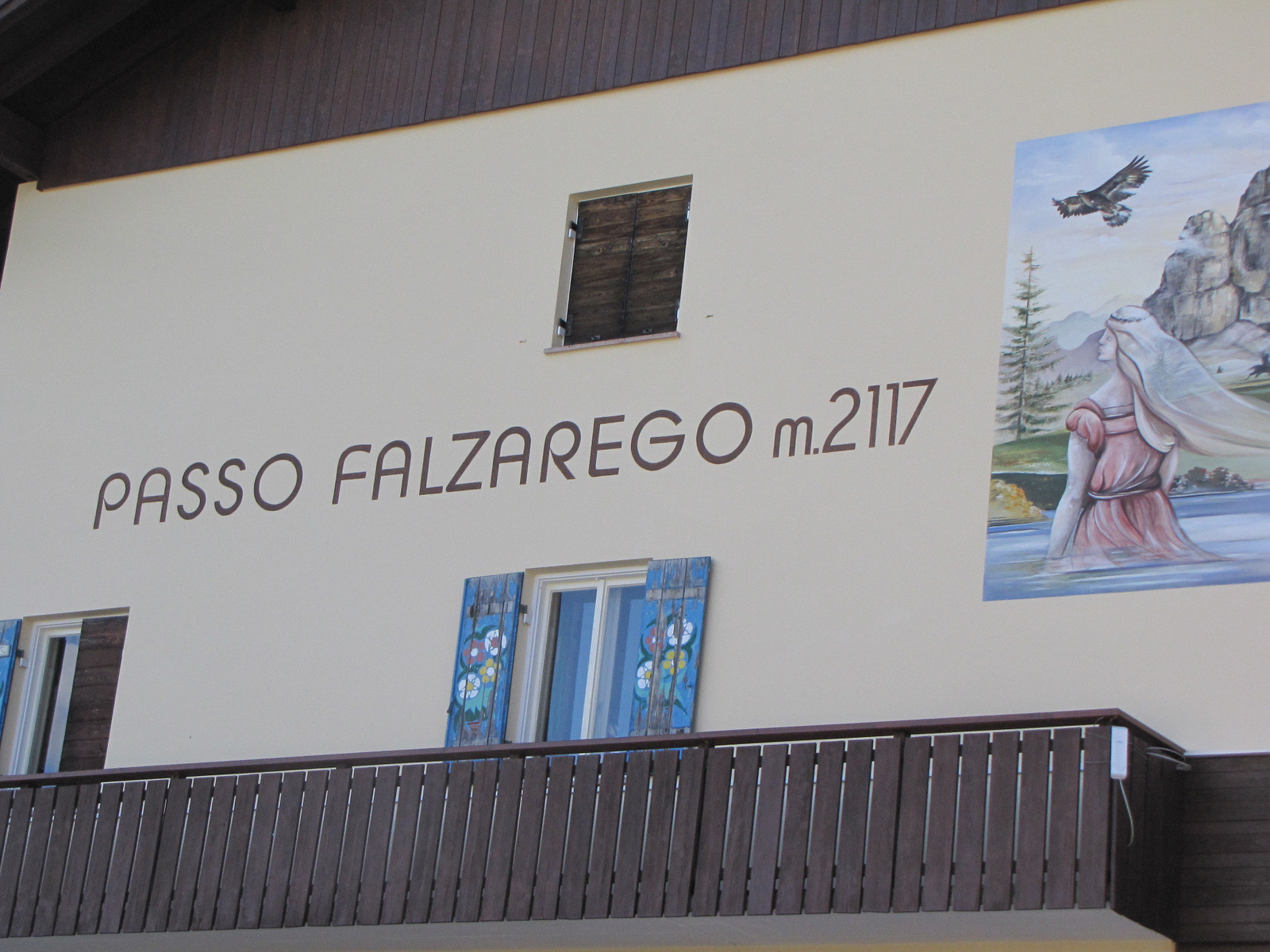passo Falzarego   (2117 m)