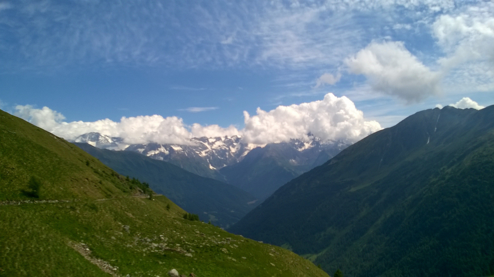 en montant vers le passo Gavia