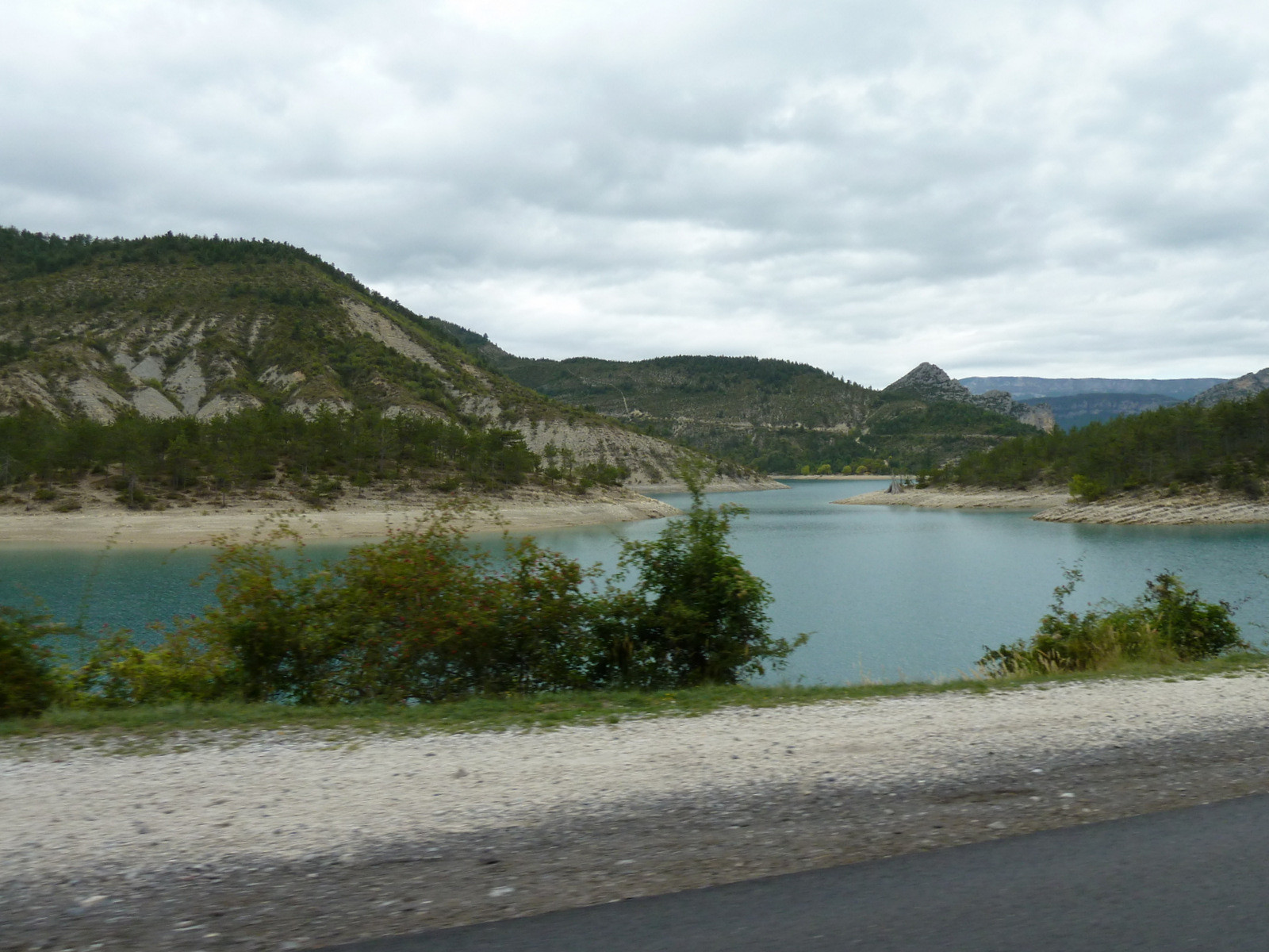 ... le lac de Castillon