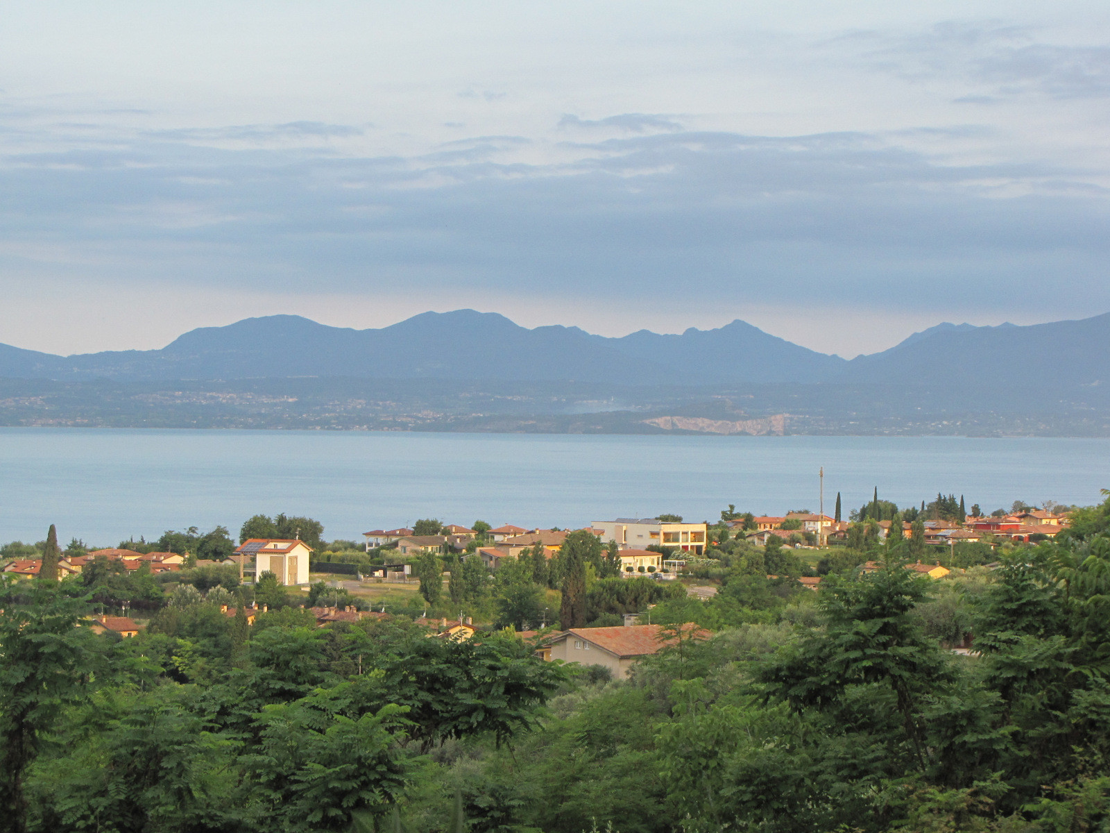 Lazise au petit matin