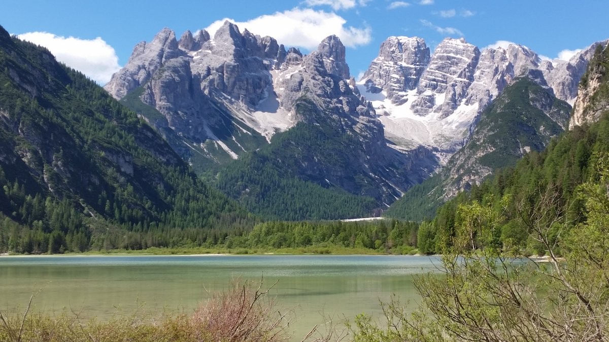 Lac Landro et le monte Cristallo (3221m)