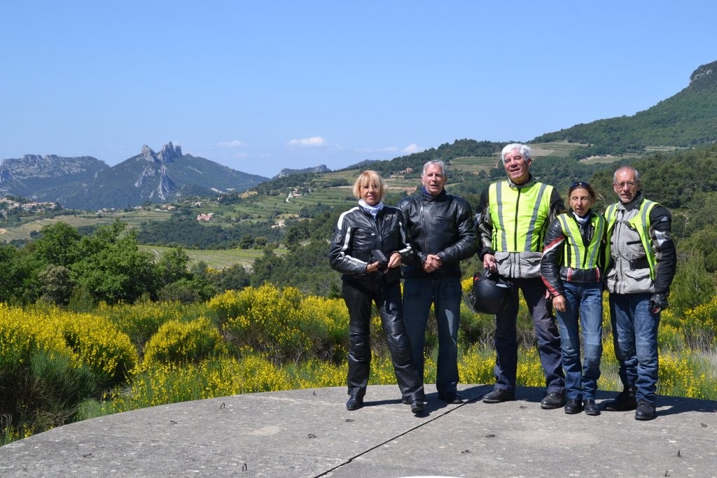 les dentelles de Montmiraille : groupe 2