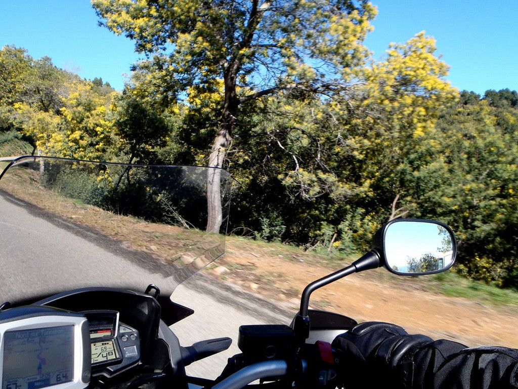 sur la route du Tanneron