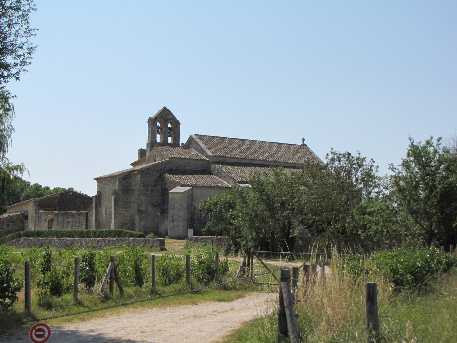 arrivée au Prieuré de Salagon