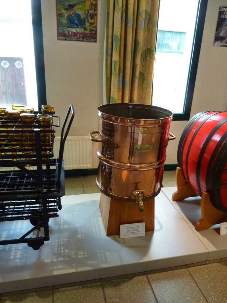 visite de l'usine de l'Avèze à Riom-ès-Montagne