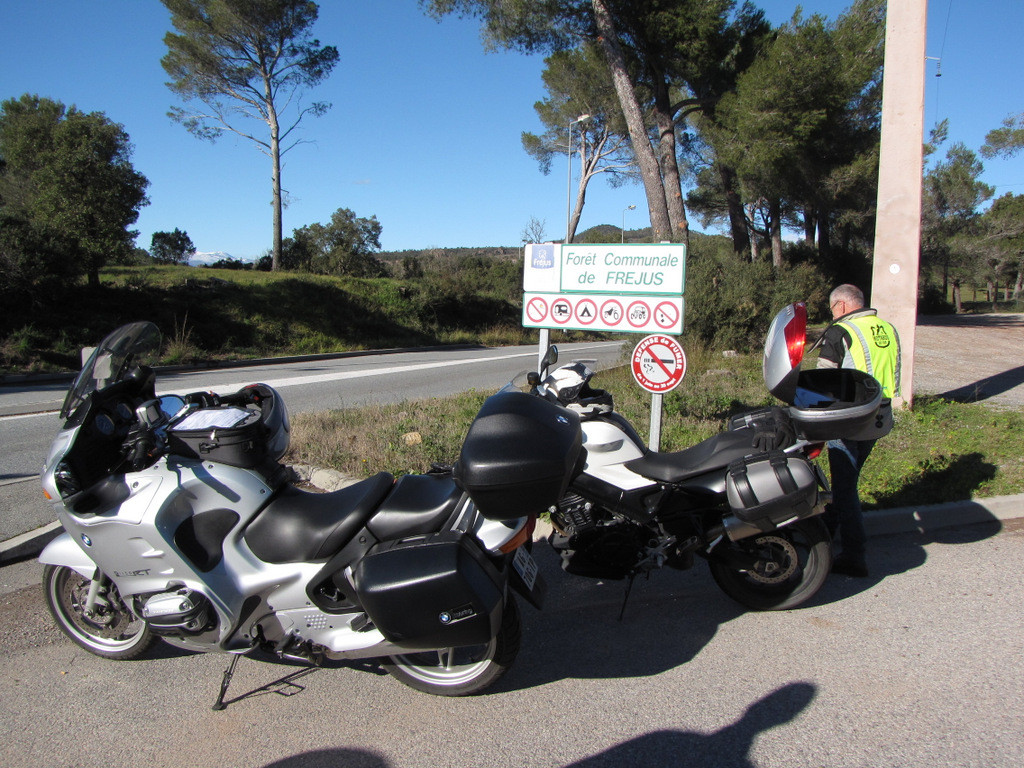 arrêt à Fréjus ...
