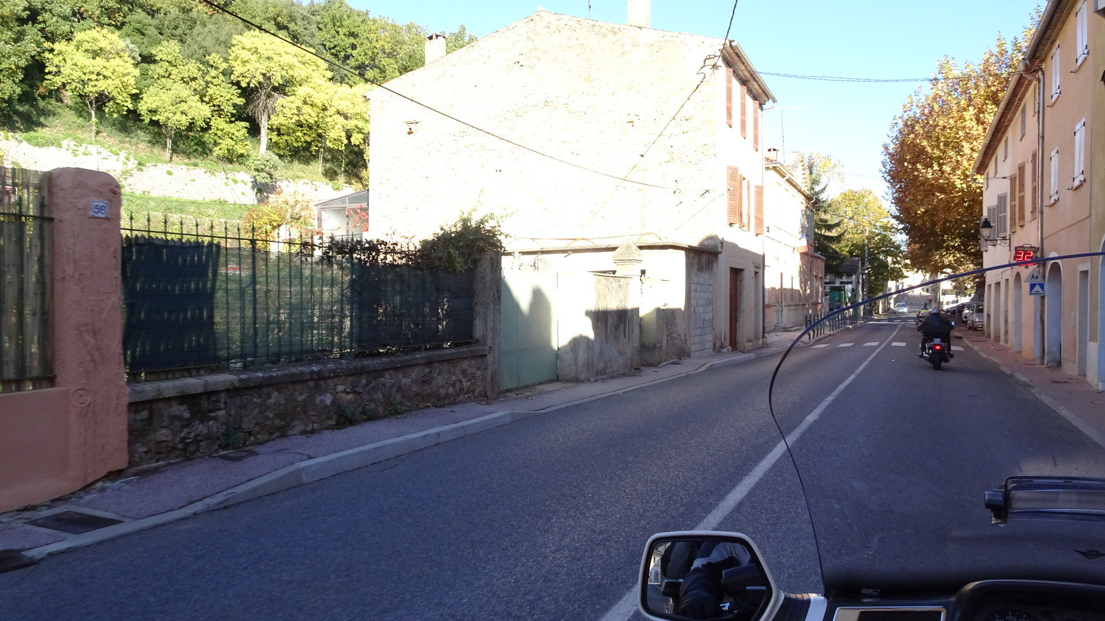 passage dans Carcès