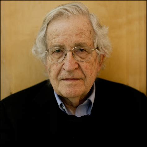 Noam Chomsky : « La guerre en Ukraine accélère l’horloge de l’apocalypse. »