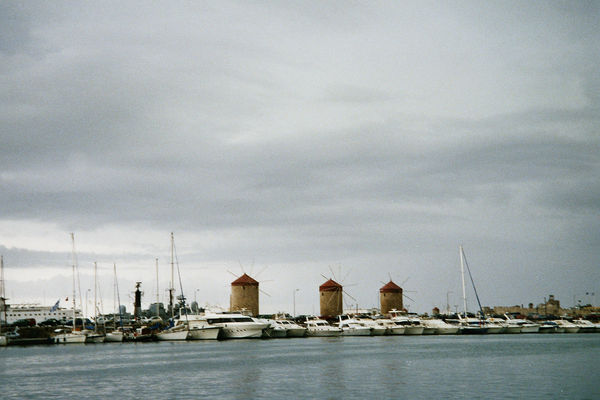 Die 3 Windmühlen am Hafen