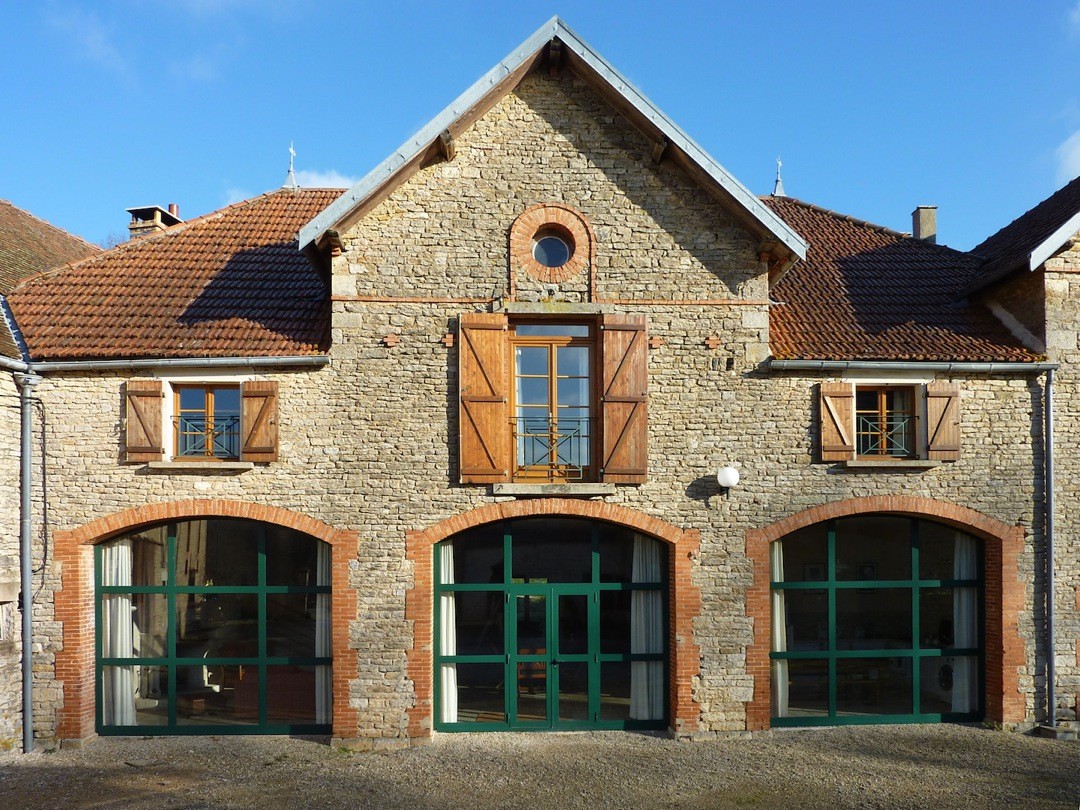 Côté Cour