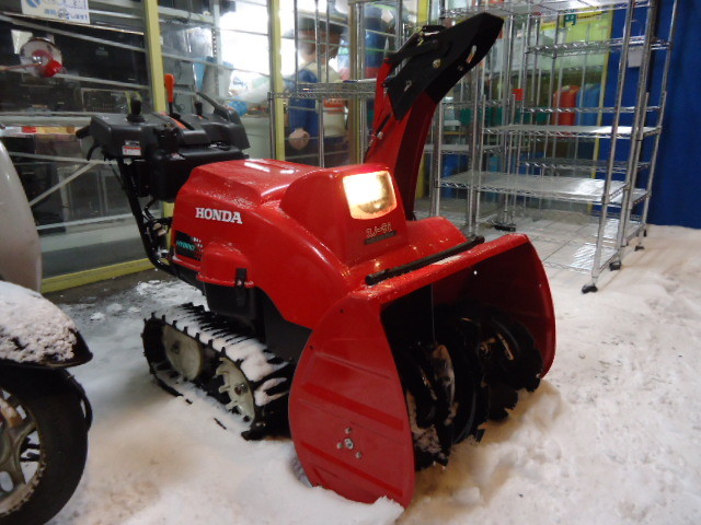 Honda HSS970i ハイブリッド除雪機＠北海道 ハイブリッド】ホンダ除雪機 HSS970i￥340,000 - 札幌の中古除雪