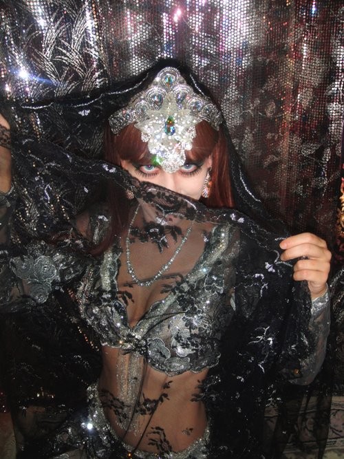 Sofia Metal Queen - black metal bellydance fashion, hot model-dancer