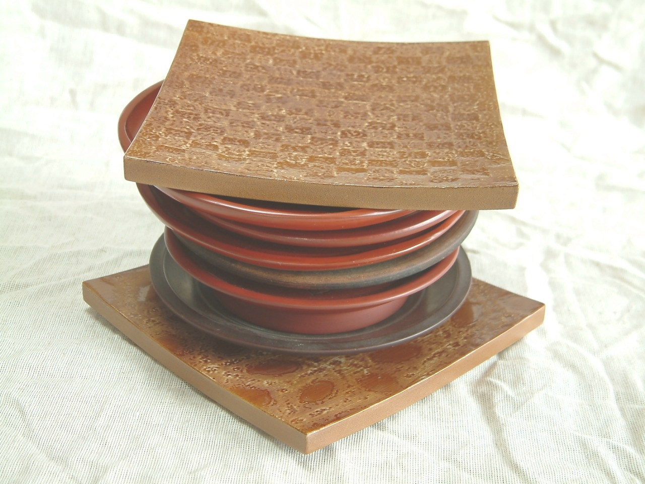 鎌倉彫りの屑入れ 325388-1.jpg