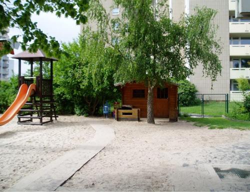 Unsere Zeiten - Herzlich Willkommen bei Kinder im Mittelpunkt e.V. in