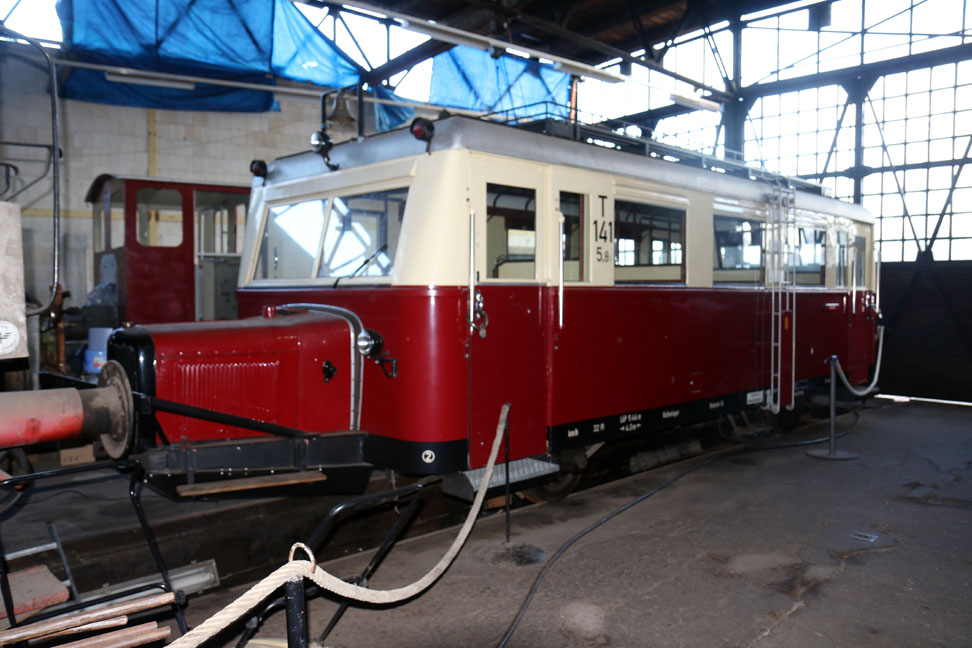 Der VT 1/T 141 “Schweineschnäuzchen” wurde 1936 bei der Lüchow-Schmarsauer Eisenbahn GmbH in Dienst gestellt.