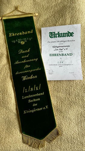 Der Landesverband Sachsen der Kleingärtner e. V. hat unseren Verein anlässlich unseres 100-jährigen Jubiläums mit dem Ehrenband ausgezeichnet.