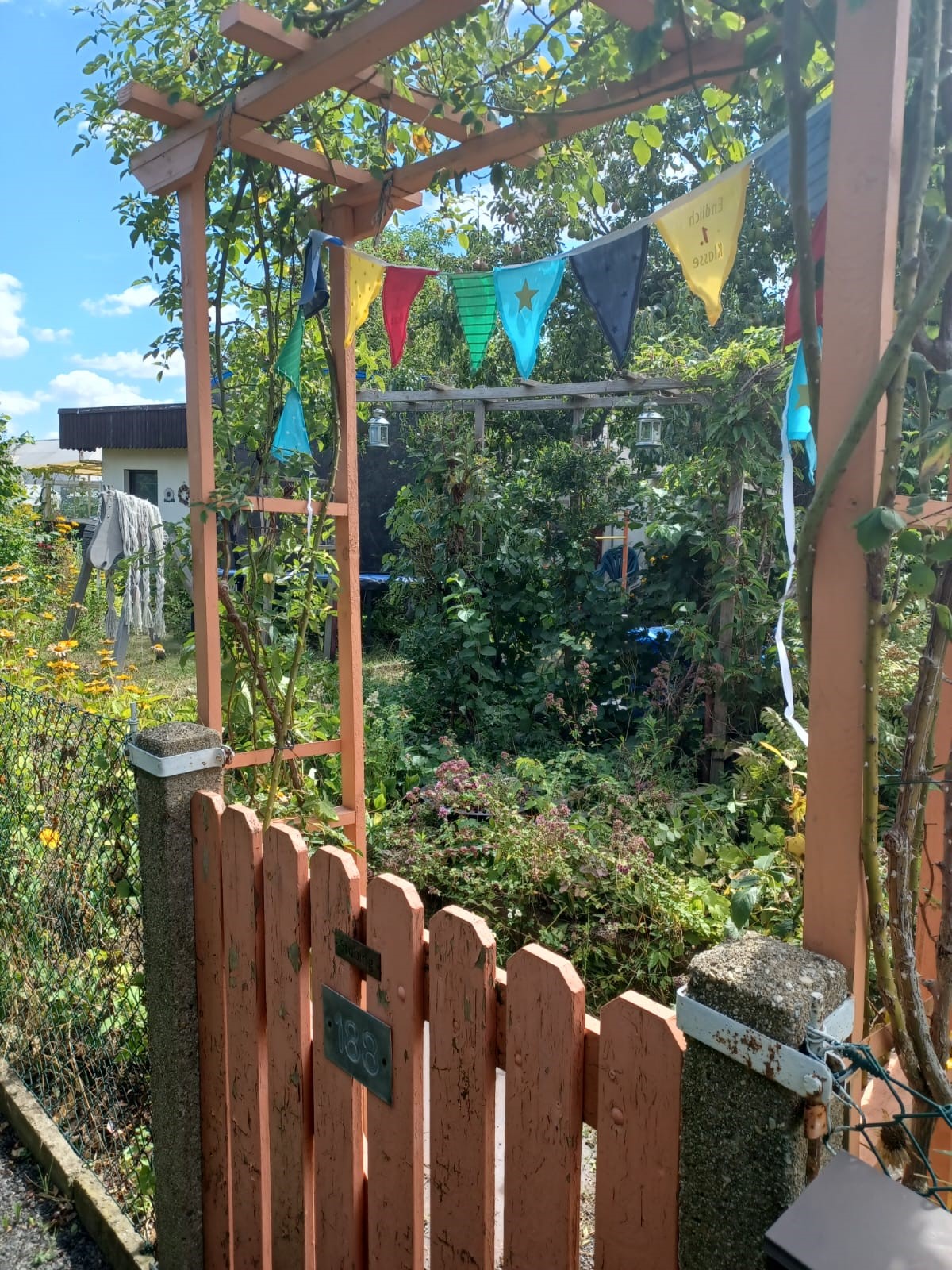 In diesem Jahr hatten einige Gärten mehr als sonst zum Jubiläum geschmückt.