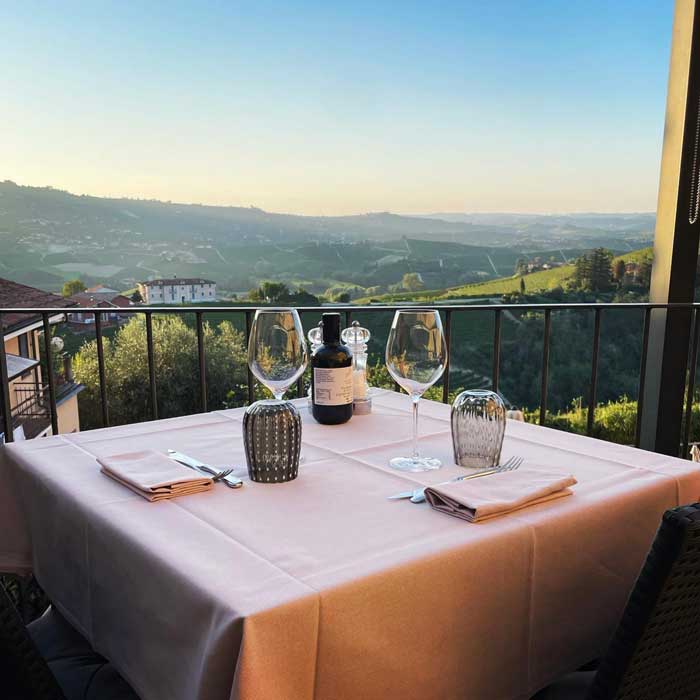 Restaurant Le Torri in Castiglione Falletto