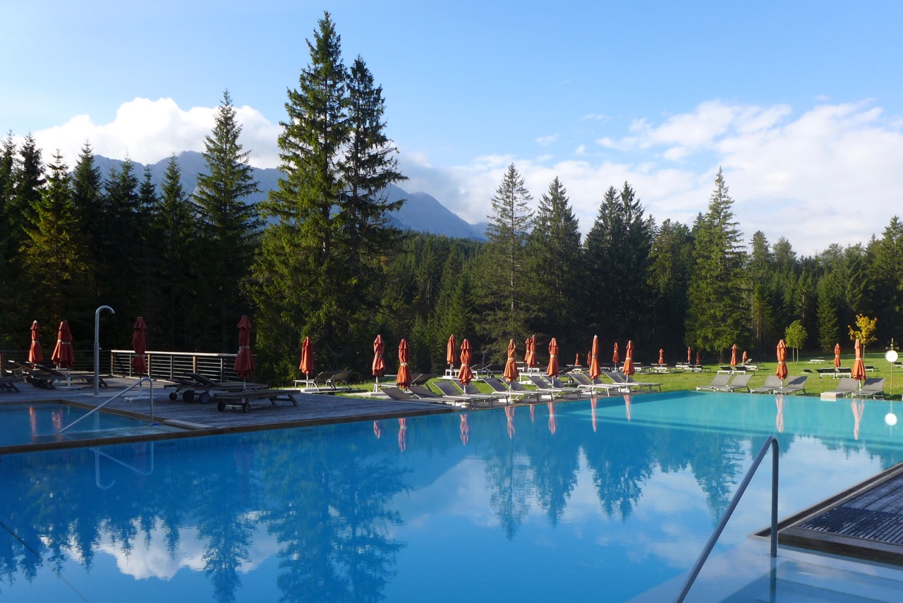 Außenpool Kranzbach Hotel