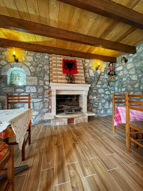 Guesthouse Rrashkadoli Theth