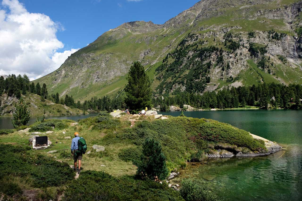 Herrliche Grillstelle am Cavloc See, Wanderung Oberengadin-Majona