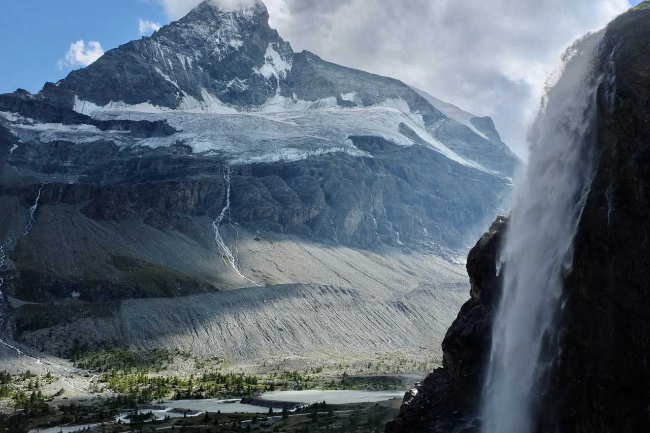 Matterhorn Nordwand Höhbalmen Wanderung