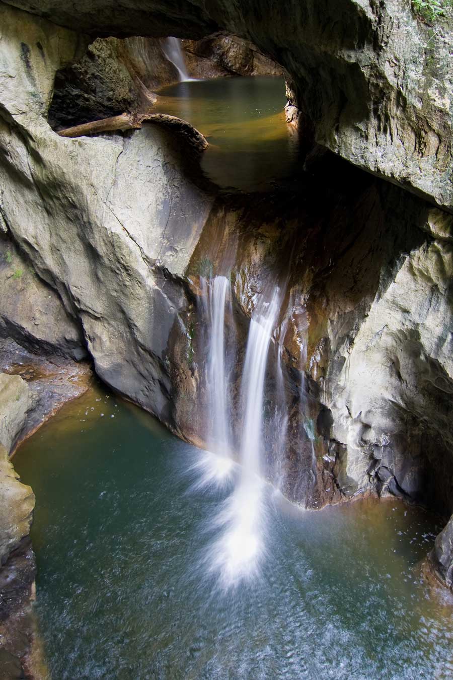 Wasserfall  Canyon Škocjan Höhlen Slowenien