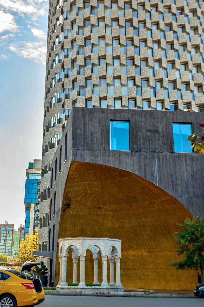 Tirana Architektur