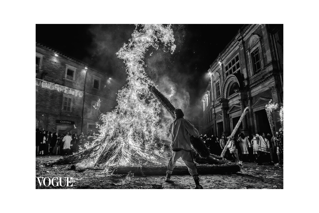 Vlurd ~ Carnevale Storico di Offida • PhotoVOGUE by VOGUE. © Luca Cameli Photographer