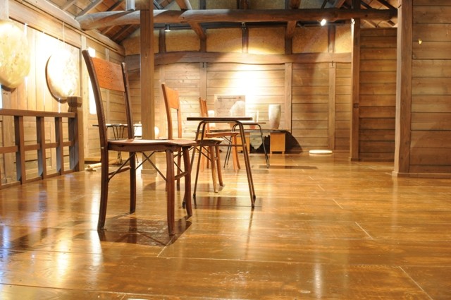 Cloud Nine　Cafe Salon Art gallery